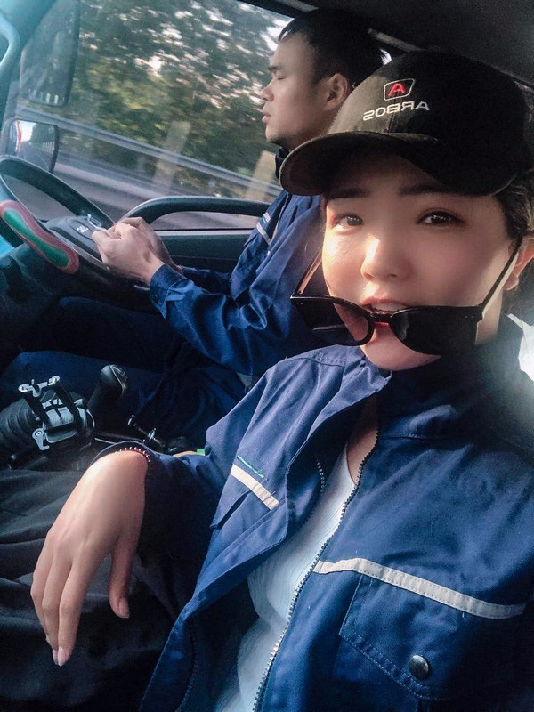 777cdb6a73d345a3bf4b4d4b2267f104