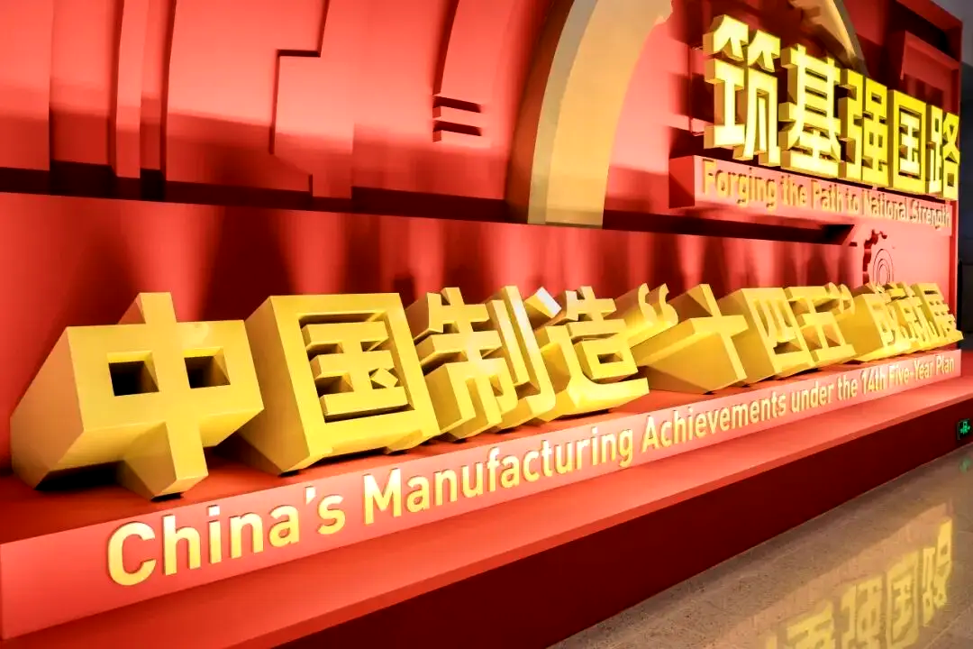 563e497f8a784982bfdc2429e463e361